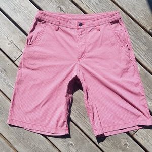 EUC Men's lululemon KAHUNA Short Sz 32